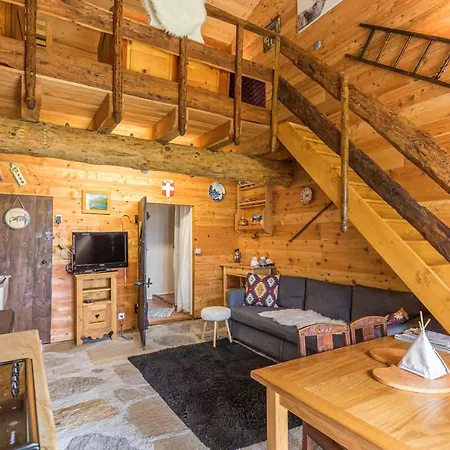 Les Tipis De Creve-coeur Couette-café Lanslebourg-Mont-Cenis